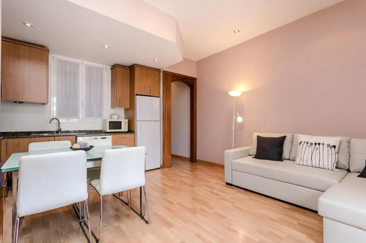 Fantastic 2 Bedroom 5 Minutes By Car From Plaza Catalunya Barcelona
