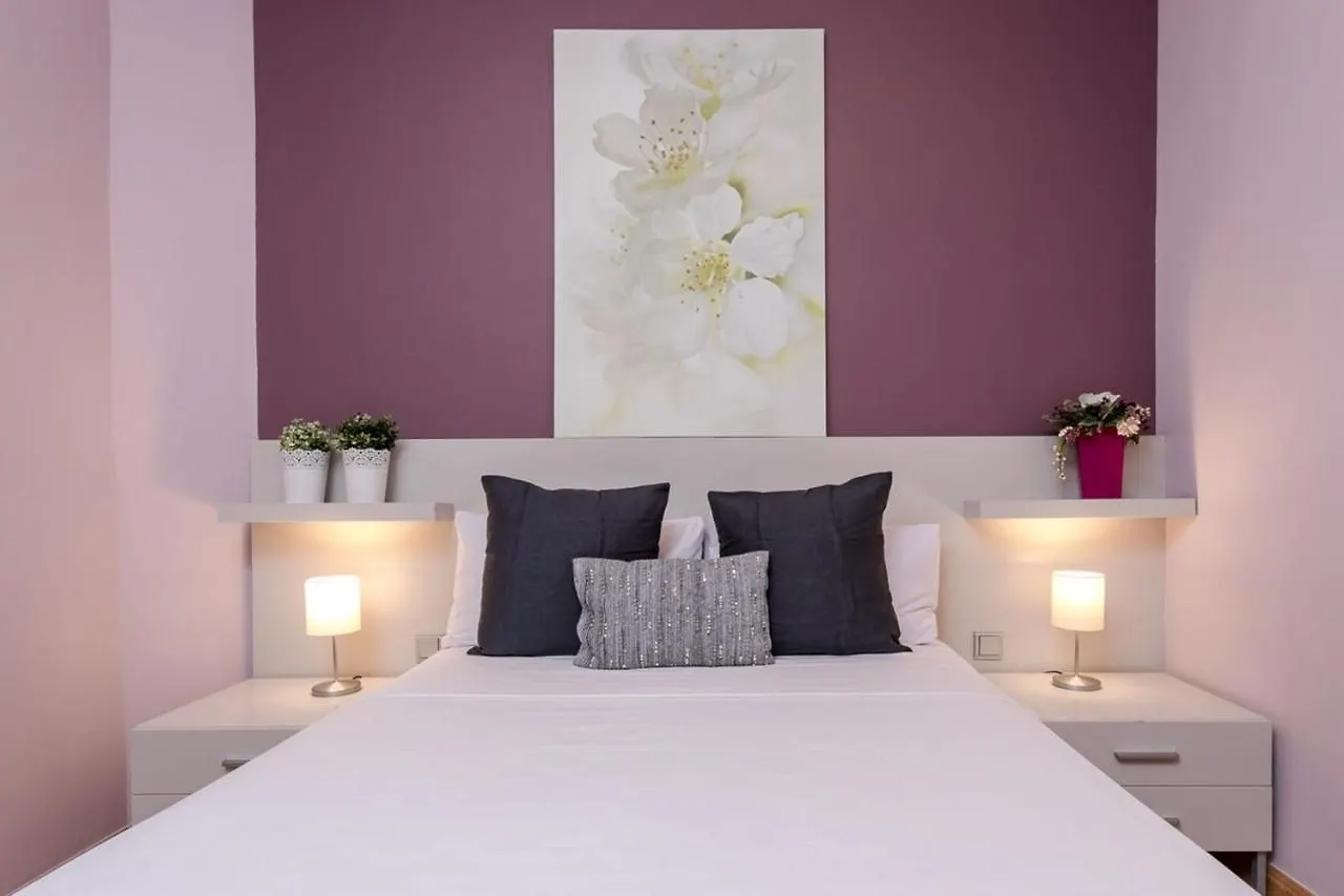 Apartment Fantastic 2 Bedroom 5 Minutes By Car From Plaza Catalunya Barcelona